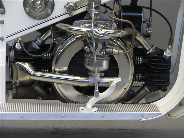 File:Maybach 955 cc side valve flat twin 1921.jpg