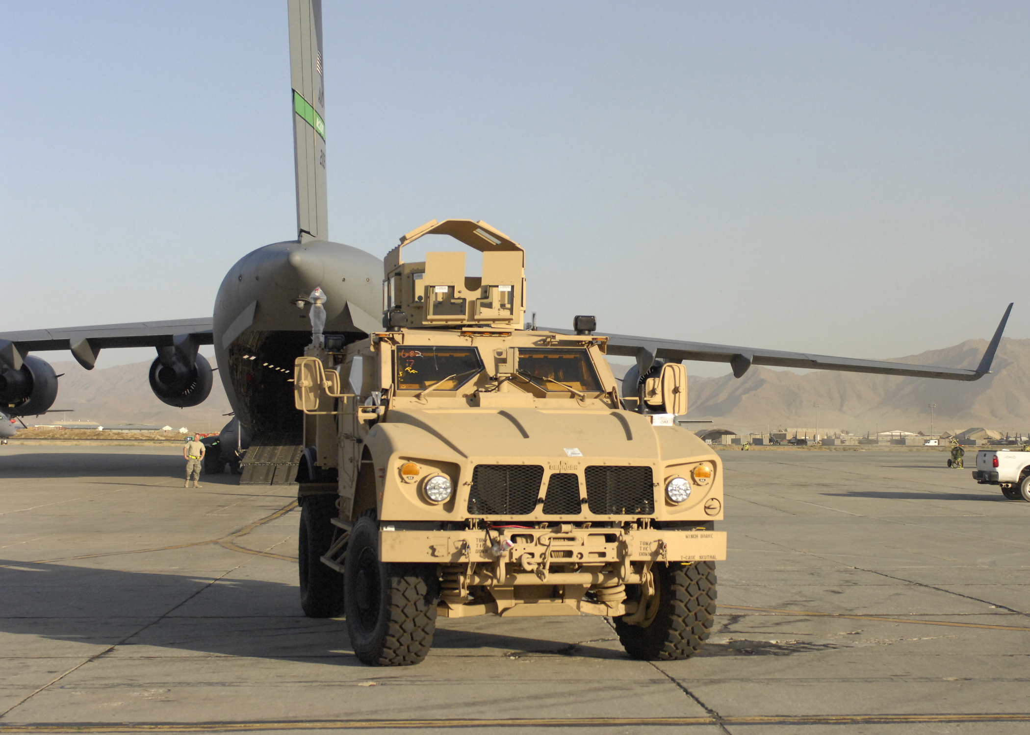 File:Oshkosh M-ATV Afghanistan.jpg - Wikimedia Commons