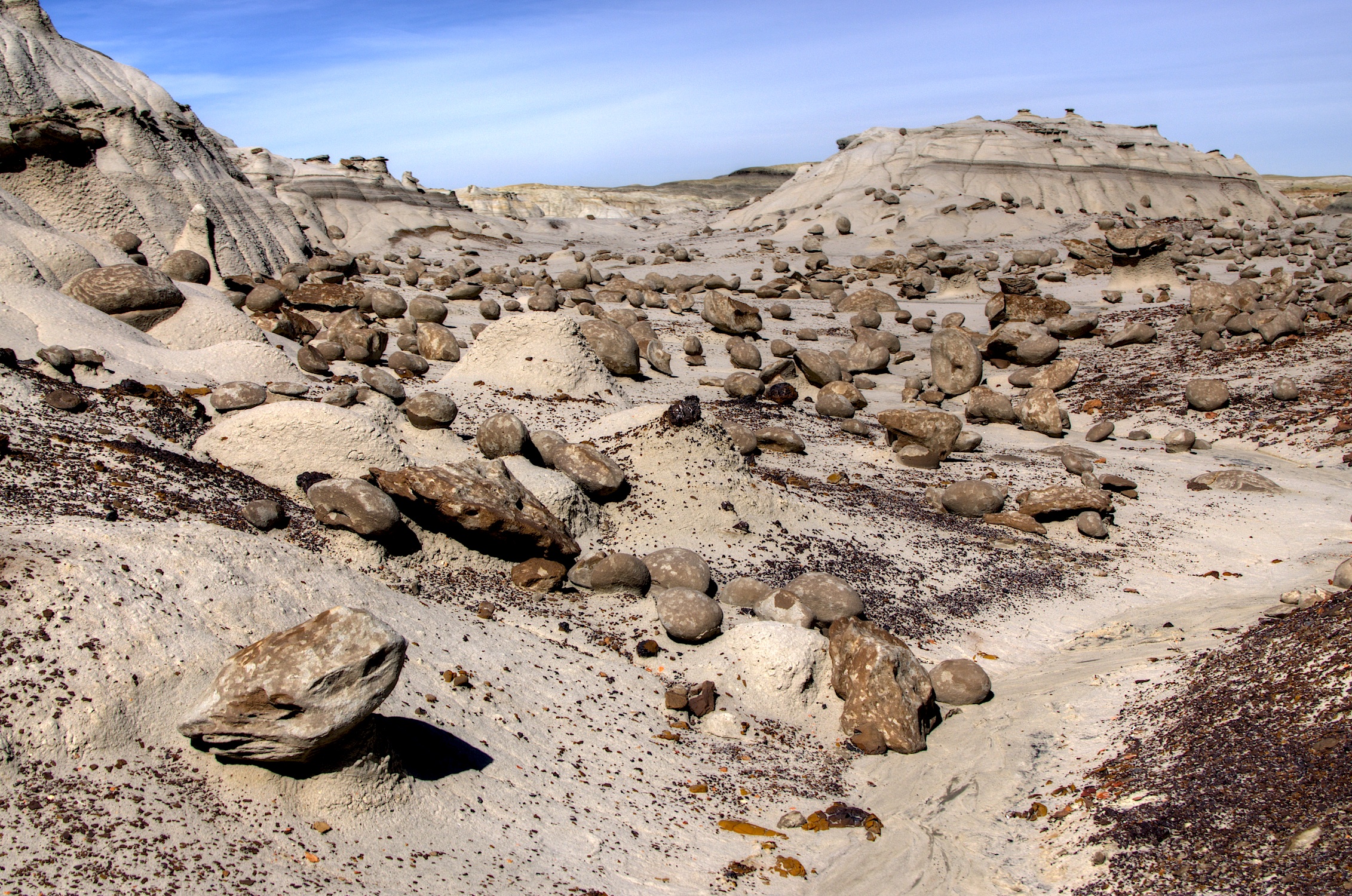 Desert mountain sea. Каменистый каменистые пустыни. Гамады – каменистые пустыни. Каменные пустыни Эрги. Каменистая пустыня в Израиле.