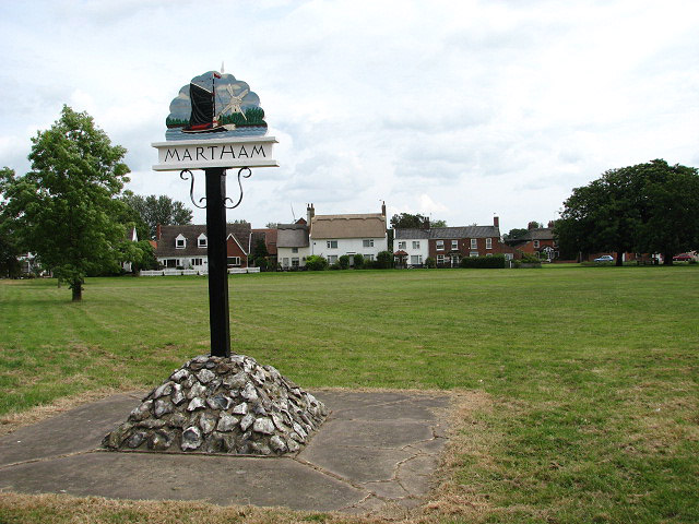 File:The village green - geograph.org.uk - 853060.jpg