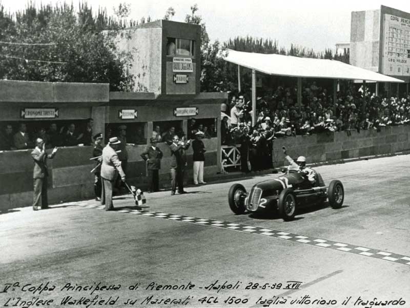 File:1939-05-28 Coppa Principessa Napoli Maserati 4CL Wakefield.jpg