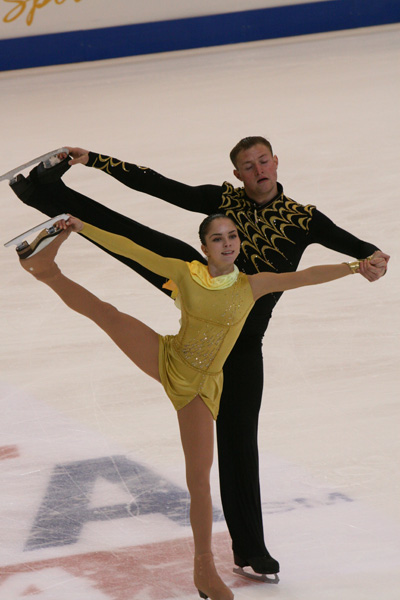 File:2007 Skate America Bazarova-Larionov02.jpg