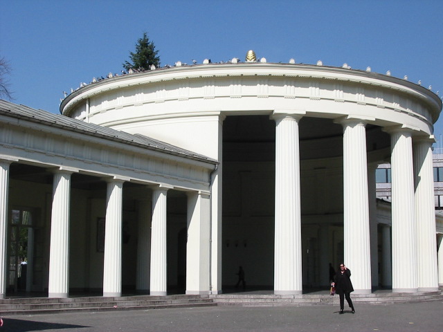 File:Aachen elisenbrunnen.jpg