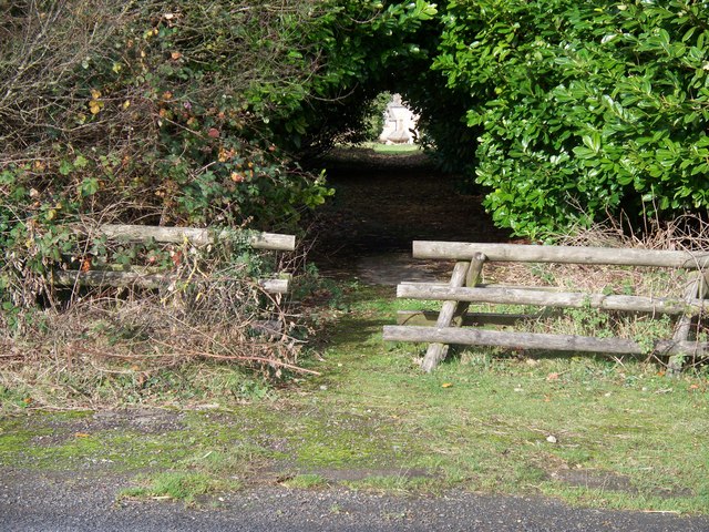 File:Across the main road - geograph.org.uk - 1575562.jpg