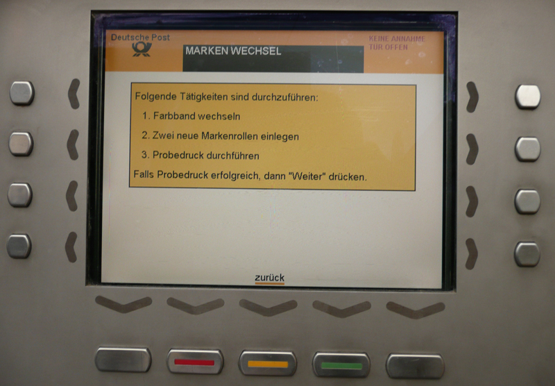 File:Briefmarkenautomat-00.jpg