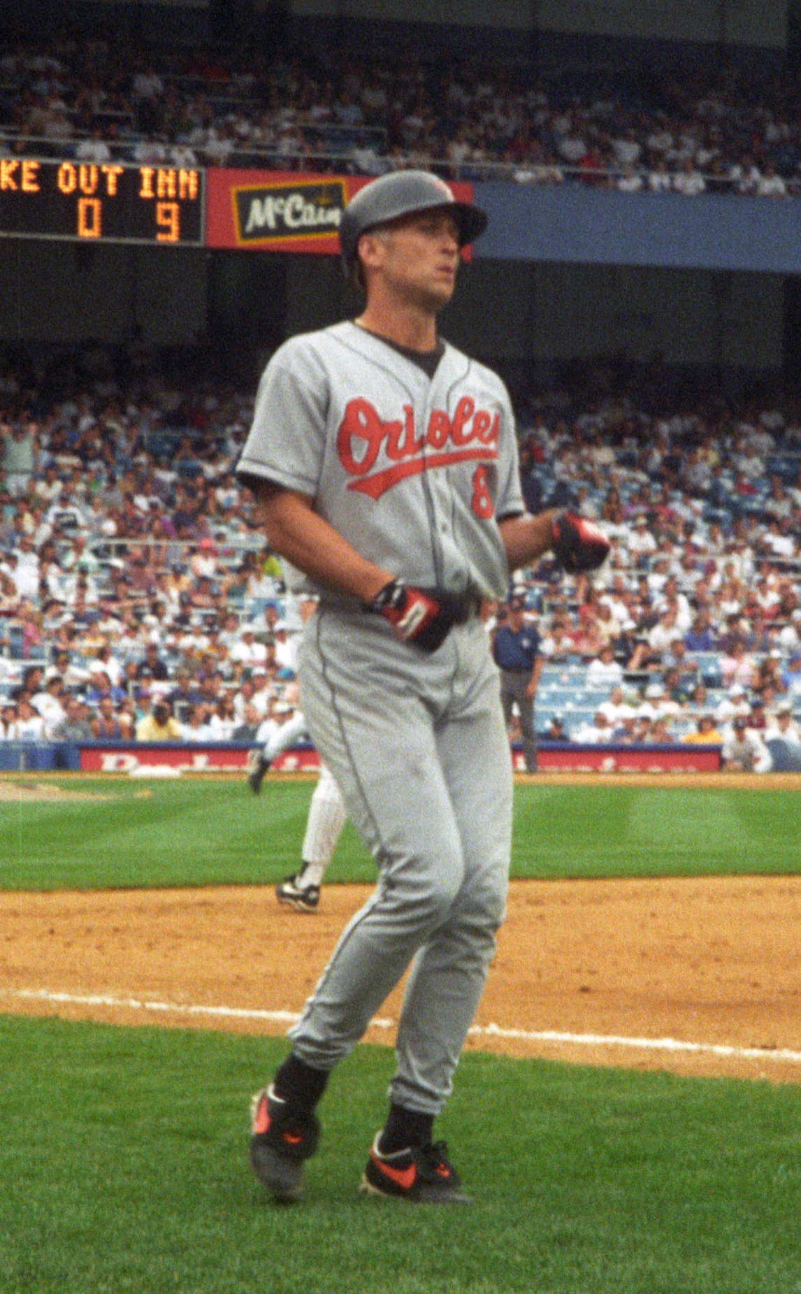 File:Cal Ripken, Jr in 1996 (cropped).jpg - Wikipedia