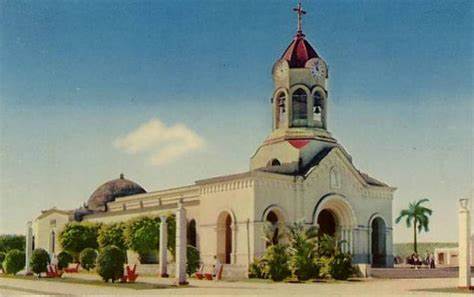 File:Church of Nuestra Señora de la Caridad, postcard of 1946, Camaguey, Cuba.jpg