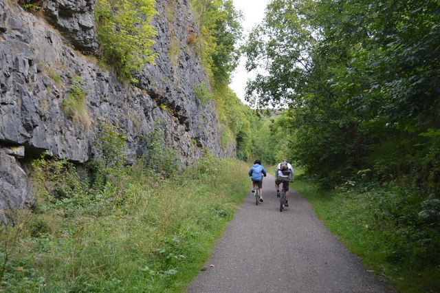 File:Cyclists, The Monsal Trail - geograph.org.uk - 4786514.jpg