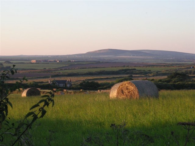 File:From the track to Lower Bosistow - geograph.org.uk - 661673.jpg