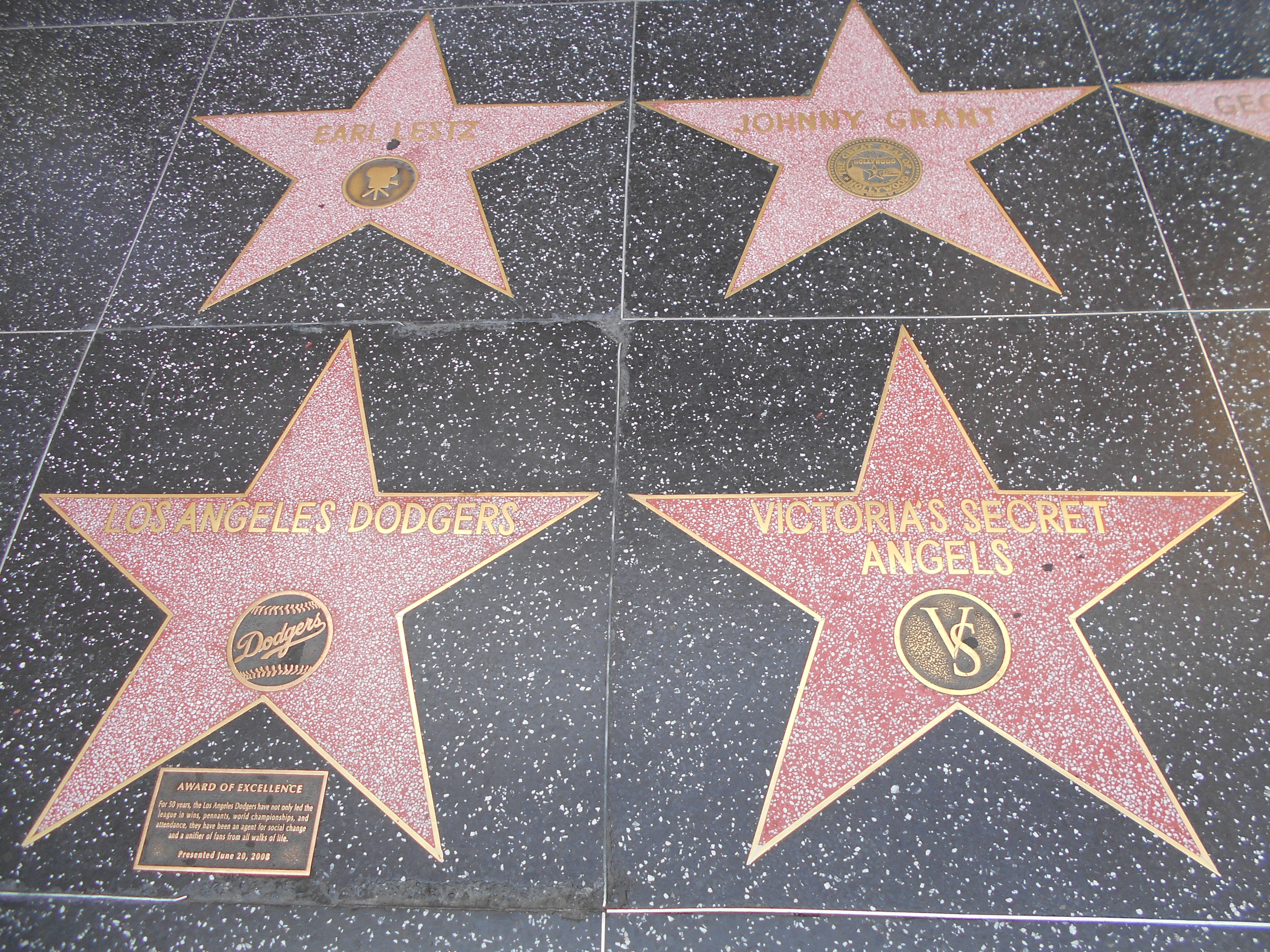 Hollywood Walk of Fame - Wikipedia