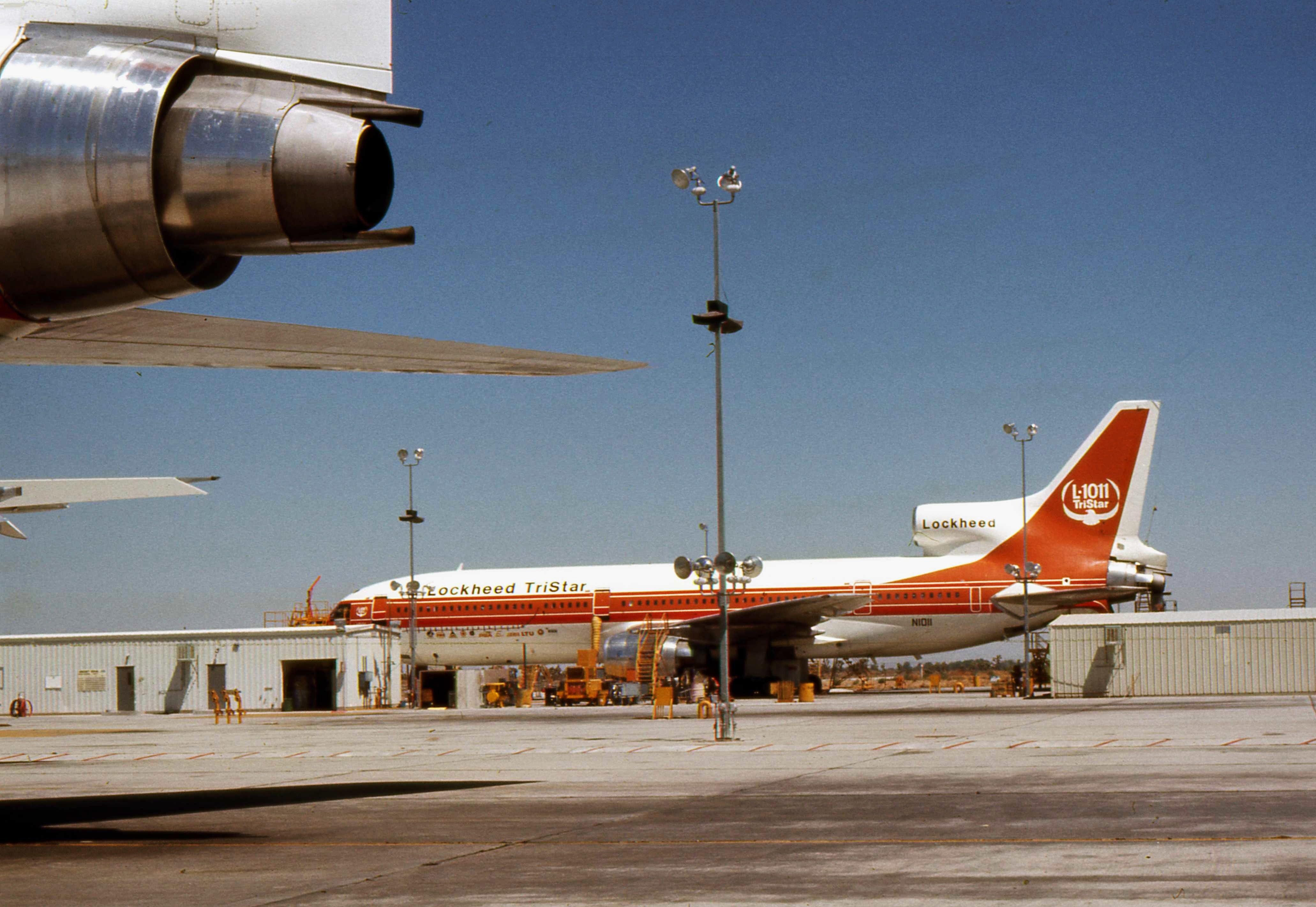 File:Lockheed TriStar L-1011 N1011.jpg - Wikimedia Commons