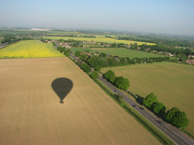 File:Newmarket Road, east of Quy, from a hot-air balloon - geograph.org.uk - 1874806.jpg