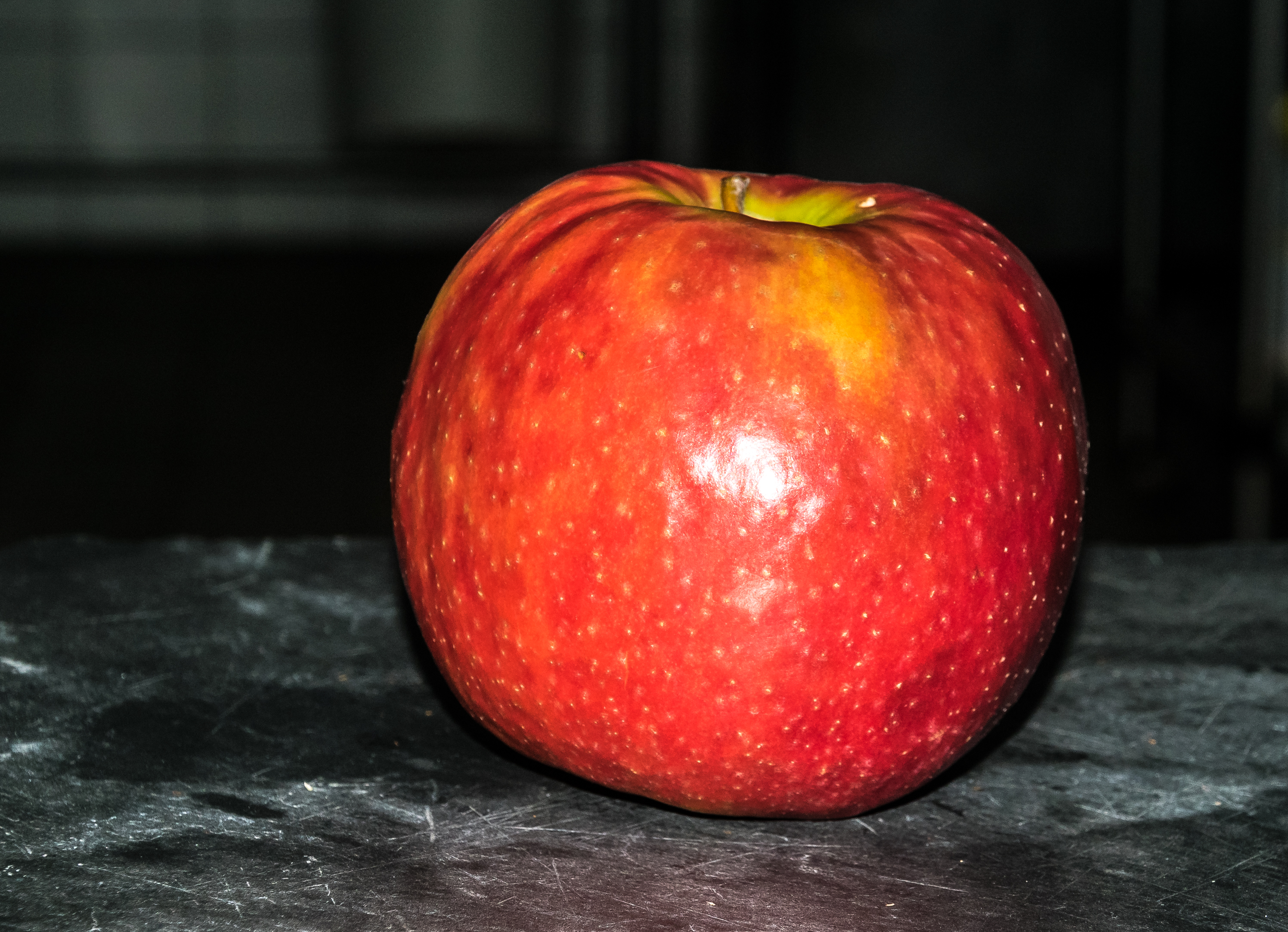 File:Red Apple.jpg - Wikipedia