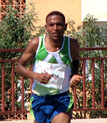 Men's world best holder (without en route performances) Zersenay Tadese