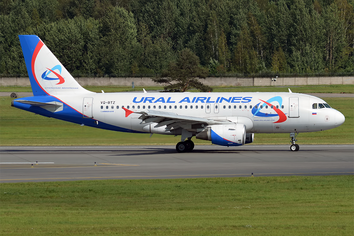 Рейс уральские. Ural Airlines u6 174. Airbus a319 Ural. U6 174 Уральские авиалинии. U6-174 Airbus a319 Уральские авиалинии.