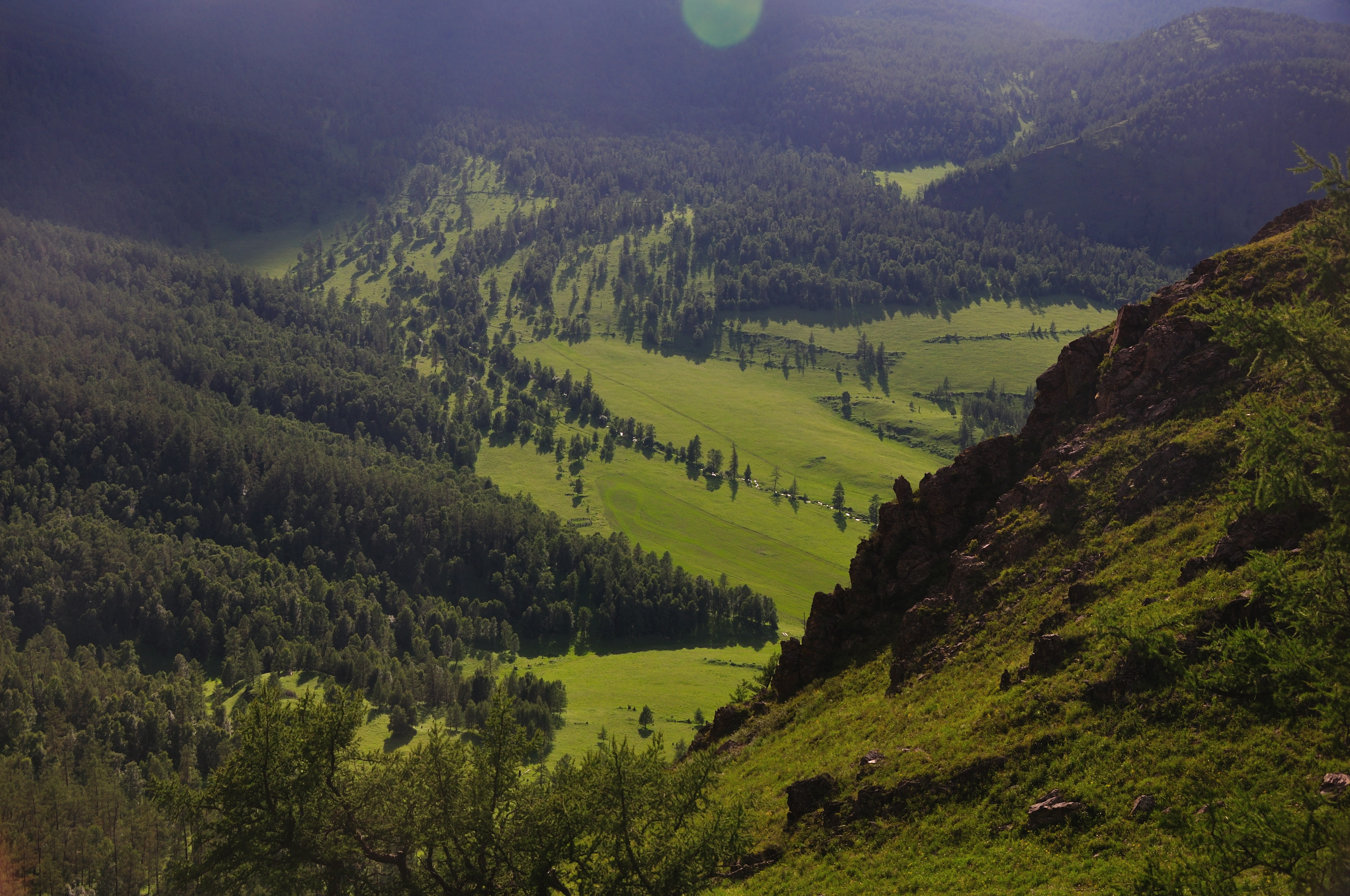 Северо Германская равнина. Местность Луки. Картинки холмистые места.