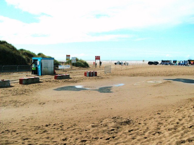 File:Ainsdale beach car park entrance - geograph.org.uk - 1464943.jpg