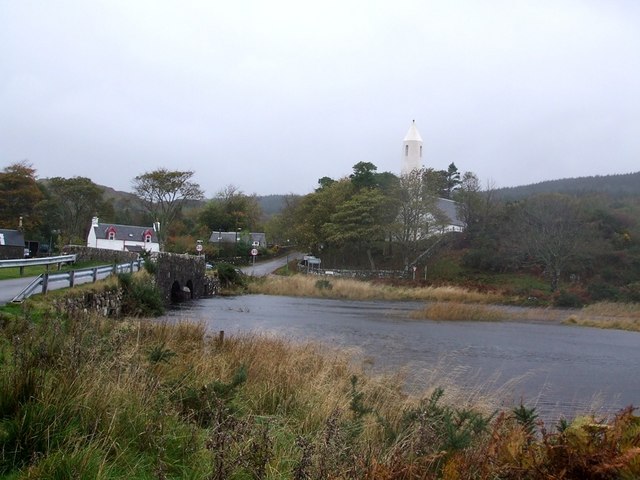 File:Approaching Dervaig from the south - geograph.org.uk - 270477.jpg