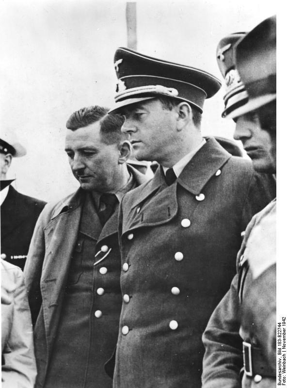 Bundesarchiv_Bild_183-B22744,_Atlantikwall,_Albert_Speer,_Xaver_Dorsch.jpg