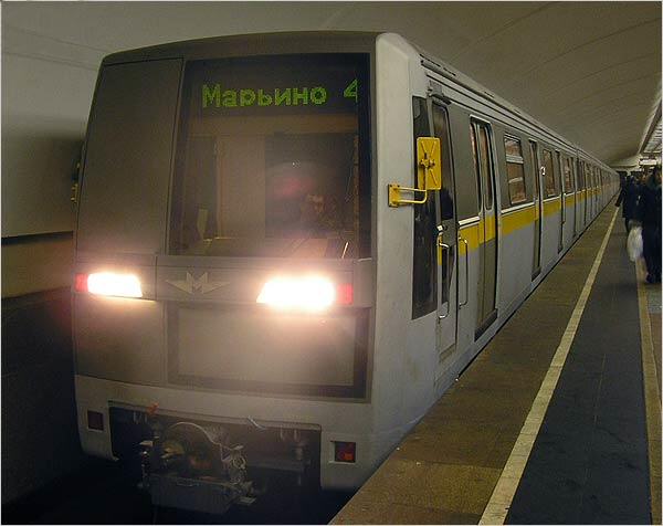 File:Car 81-720.jpg