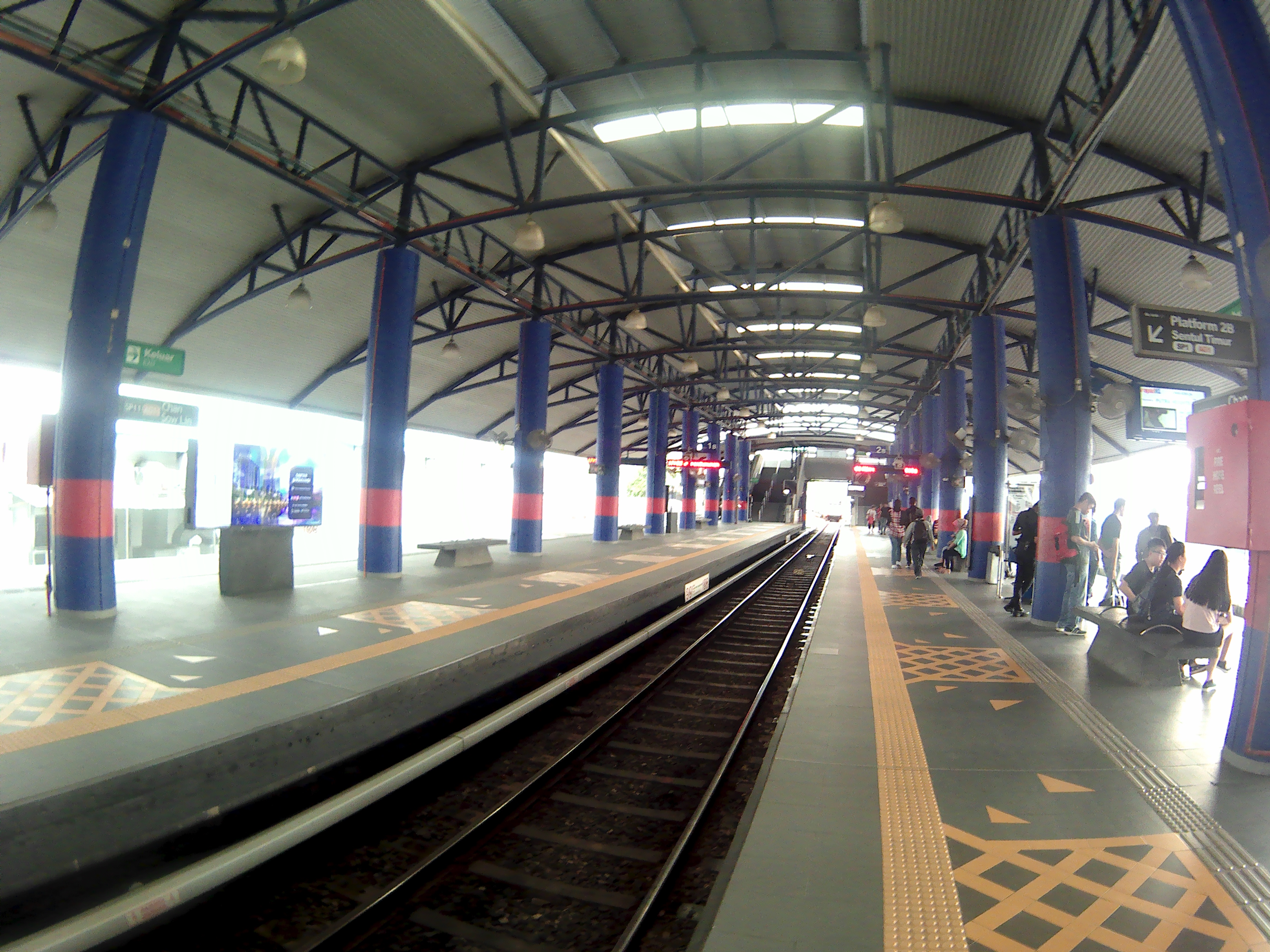 File Chan Sow Lin Lrt Station Platform Jpg Wikipedia