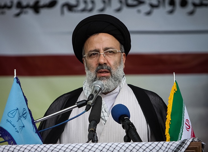 https://upload.wikimedia.org/wikipedia/commons/5/55/Ebrahim_Raisi_delivers_speech_at_a_rally.jpg