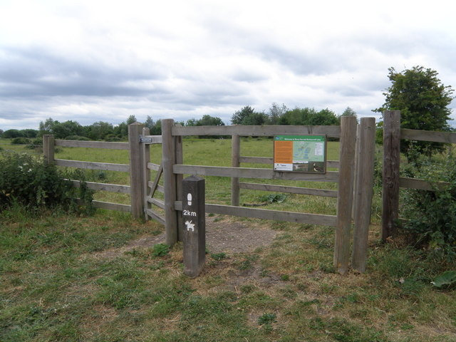 File:Entrance to Berry Fen and Barleycroft lake - geograph.org.uk - 2421135.jpg