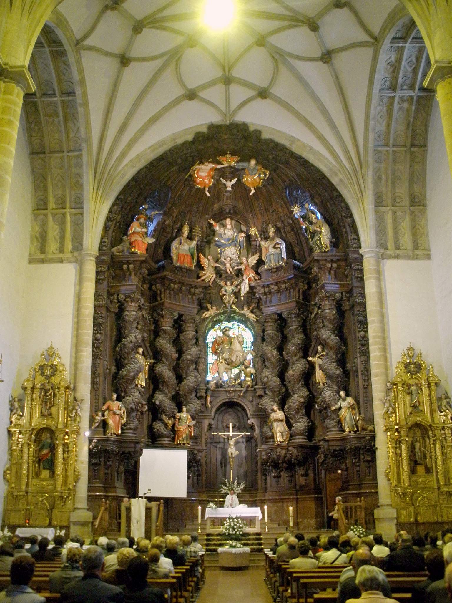 File:Ermua Iglesia de Santiago 06.JPG Wikimedia Commons