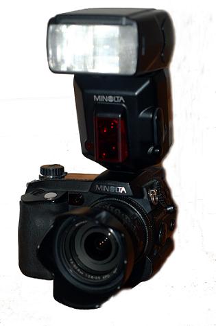 File:Minolta DiMage 7Hi with 5600HS flash.JPG