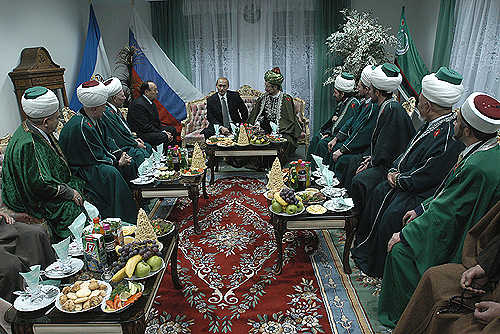 File:Putin and Muslim religious leaders of Bashkortostan.jpg