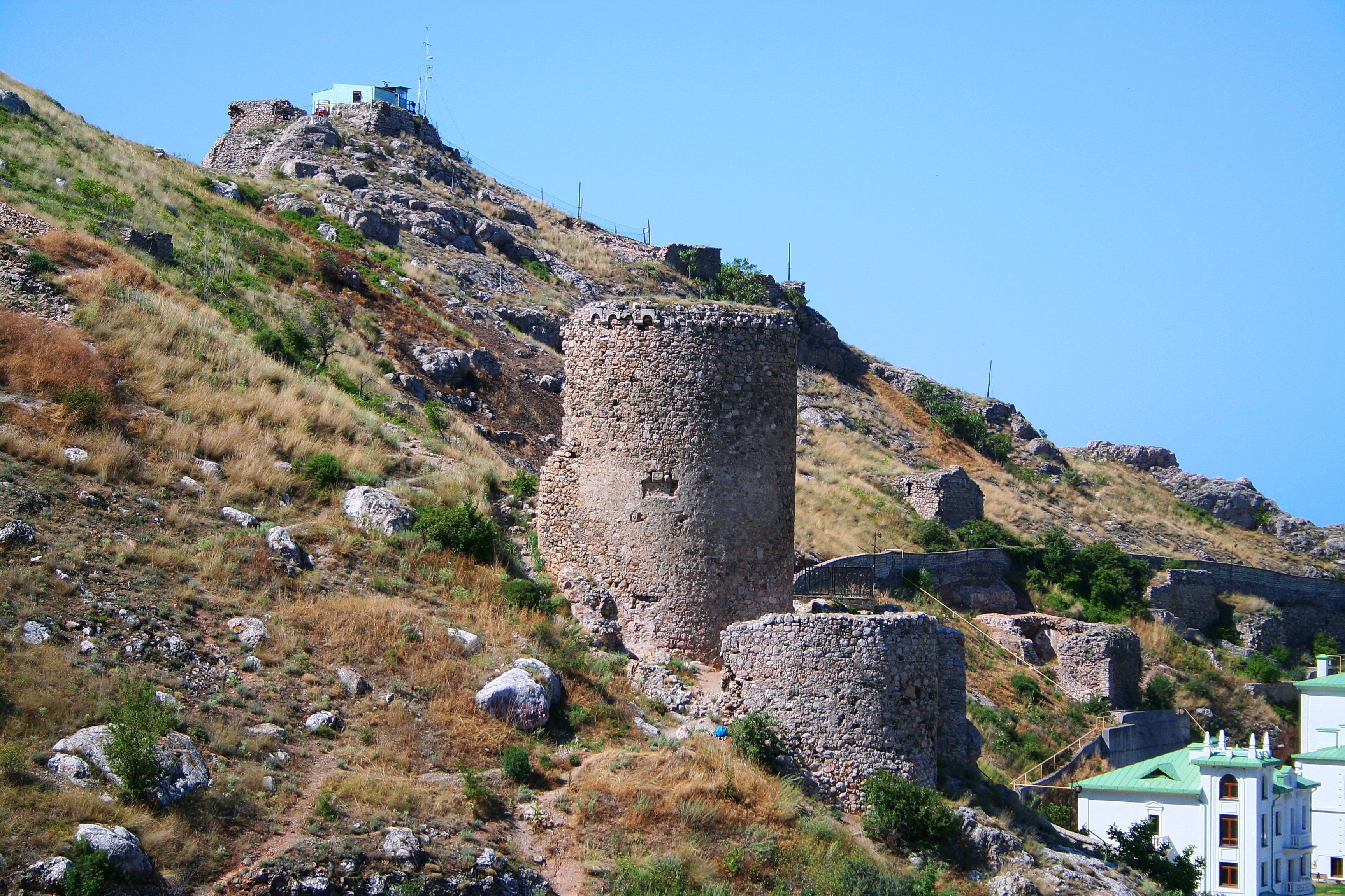 крепость в балаклаве