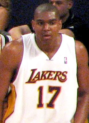 File:Andrew Bynum.jpg