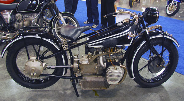 File:Motorrad von BMW R26V.JPG - Wikimedia Commons