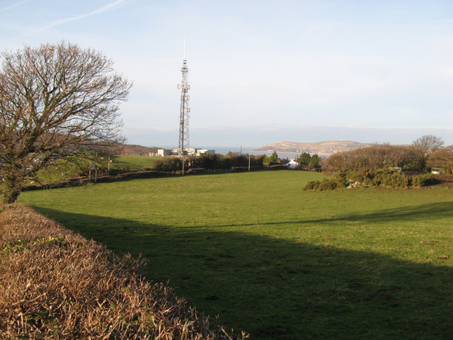 File:Bryn Iocyn - geograph.org.uk - 1072209.jpg