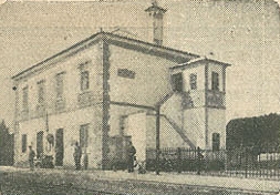 File:Gare das Merces - Ilustracao Portuguesa 511 1915.jpg