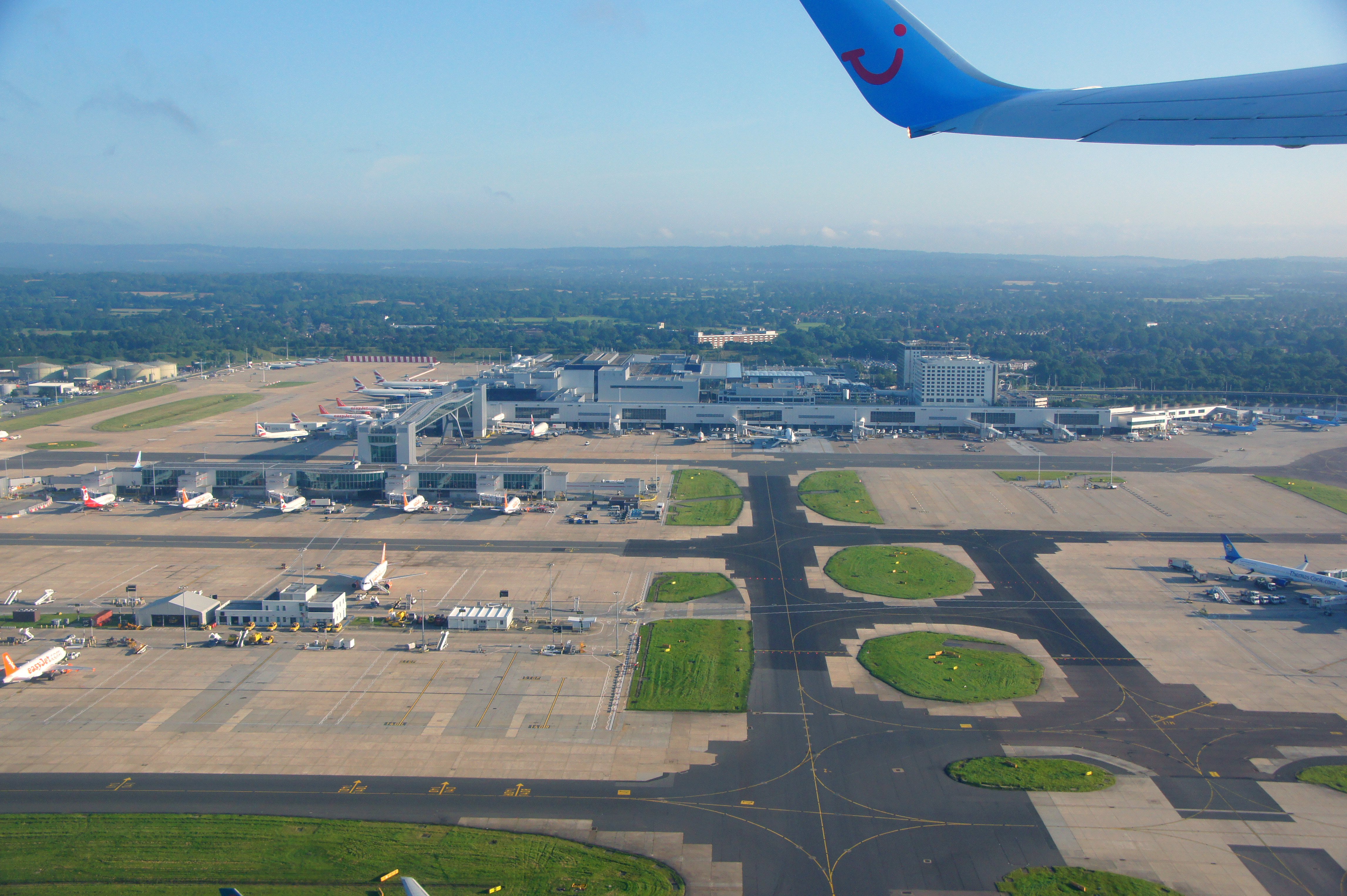 gatwick airport drone