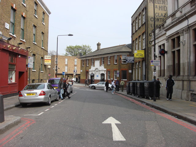 File:Greenland Road - geograph.org.uk - 1018950.jpg