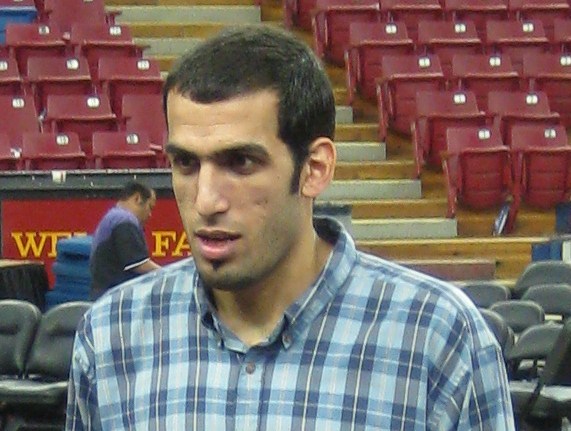 File:Hamed Haddadi pregame.jpg