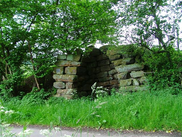 File:Limekiln - geograph.org.uk - 18780.jpg