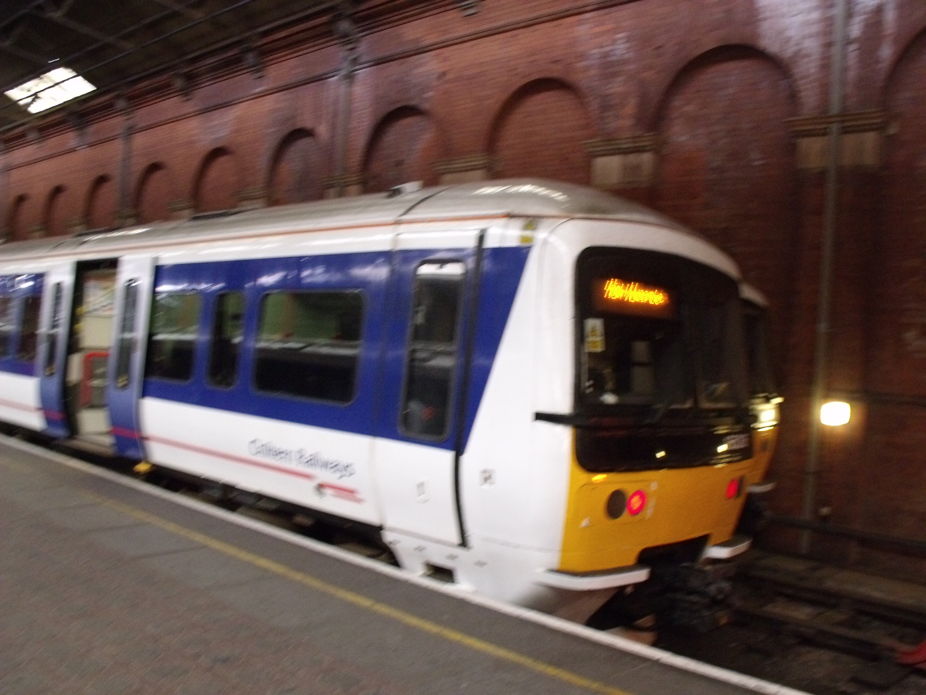 File London Marylebone Station Chiltern train to High Wycombe