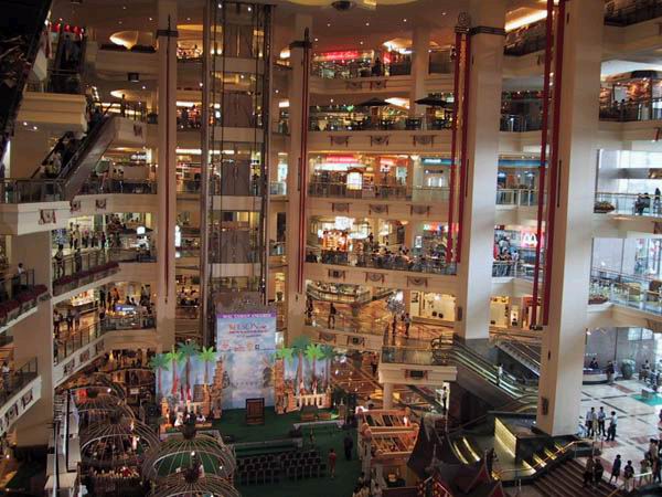 File:Mall Taman Anggrek.jpg