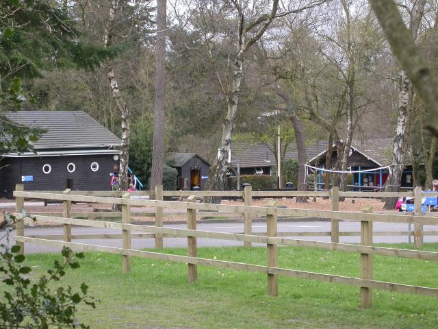 File:Marchant's Hill - geograph.org.uk - 3851.jpg