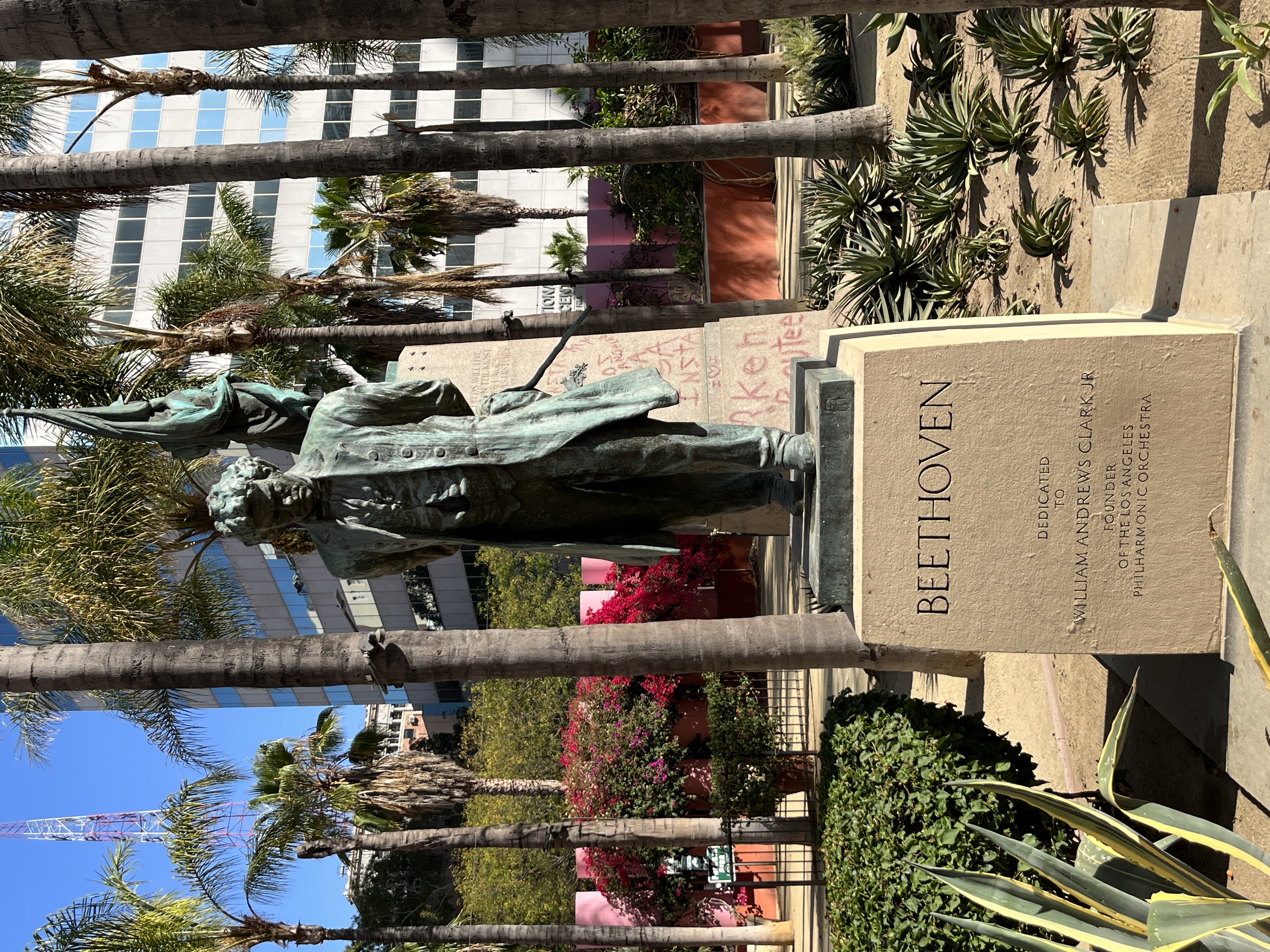 Monument_to_Beethoven_%28Pershing_Square%2C_Los_Angeles%29_July_2022.JPG