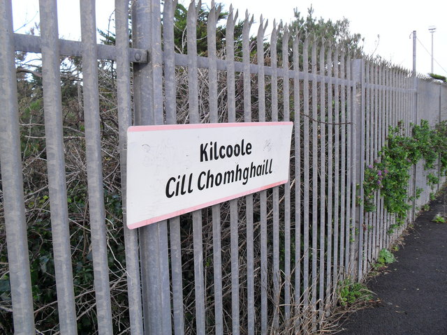 File:Nameboard at Kilcoole Station - geograph.org.uk - 1587189.jpg