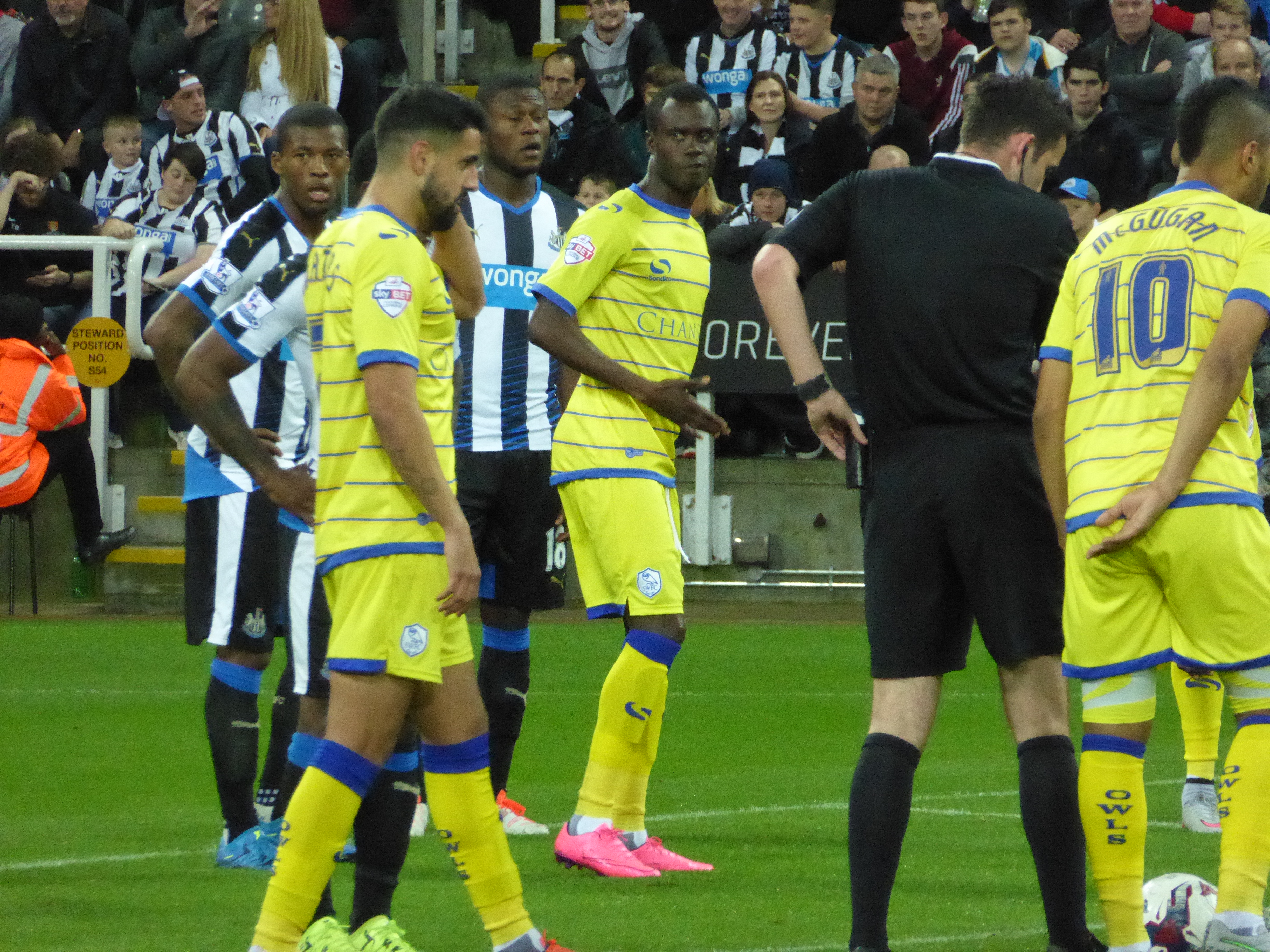 File:Newcastle United vs Sheffield Wednesday, 23 September ...