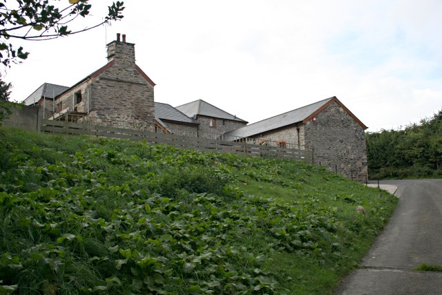 File:Portworthy Conversions - geograph.org.uk - 251407.jpg