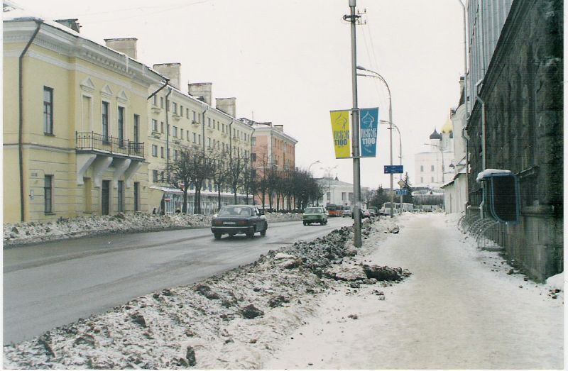 Псков улица гагарина. Улица Гагарина Псков. Улица Лесная Псков. Застенная улица Псков.