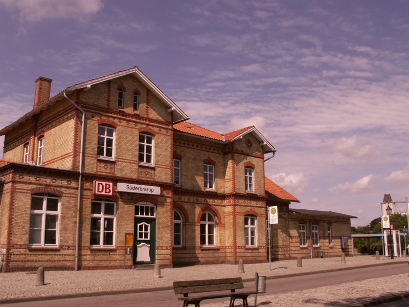 File:Süderbrarupbahnhof002.JPG