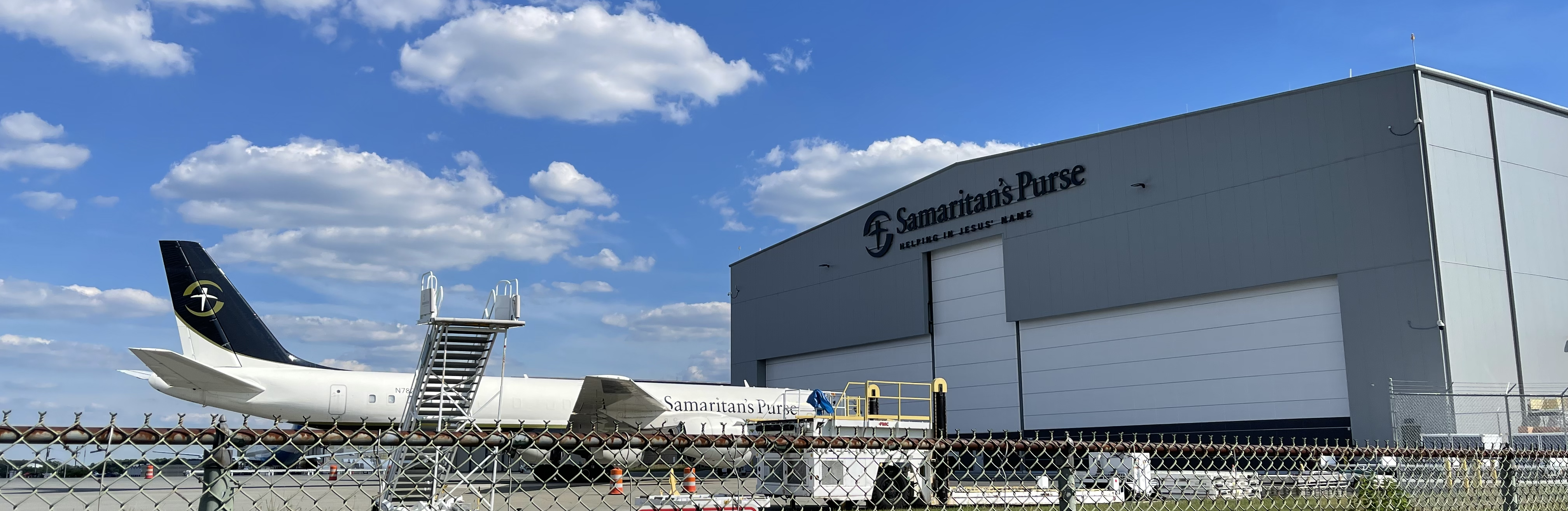 Samaritan's Purse dedicates Airlift Response Center, cargo plane | Church &  Ministries News