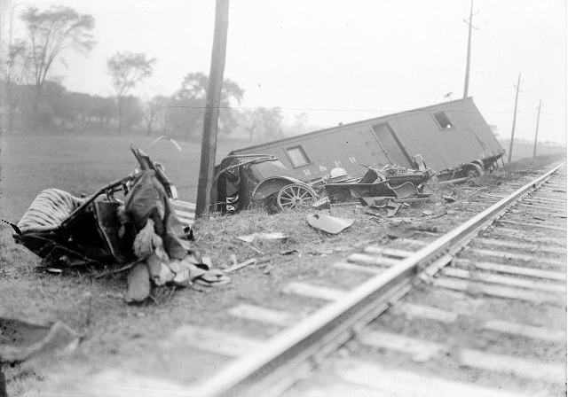 File:Spencerport train accident - 1917.jpg